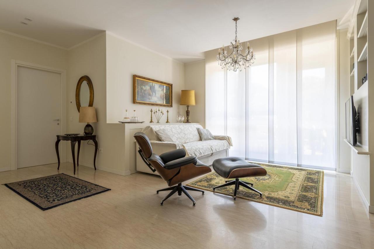 Casa Lazzarini Luxury Apartment Pesaro Eksteriør bilde