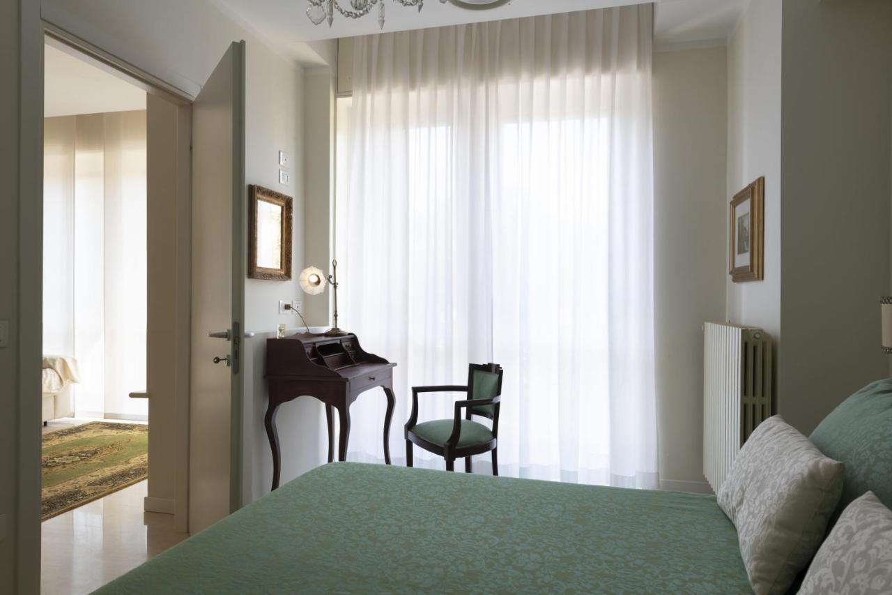 Casa Lazzarini Luxury Apartment Pesaro Eksteriør bilde
