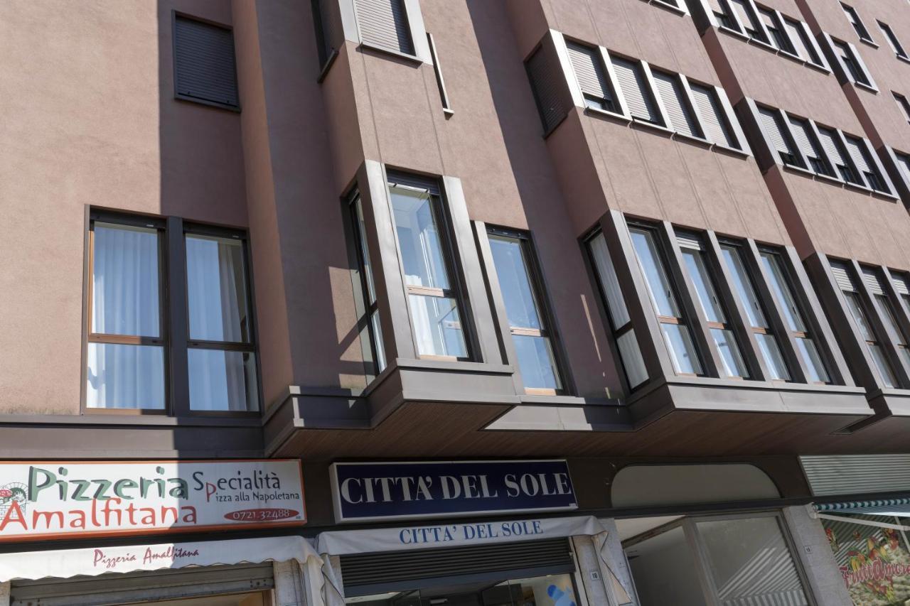 Casa Lazzarini Luxury Apartment Pesaro Eksteriør bilde